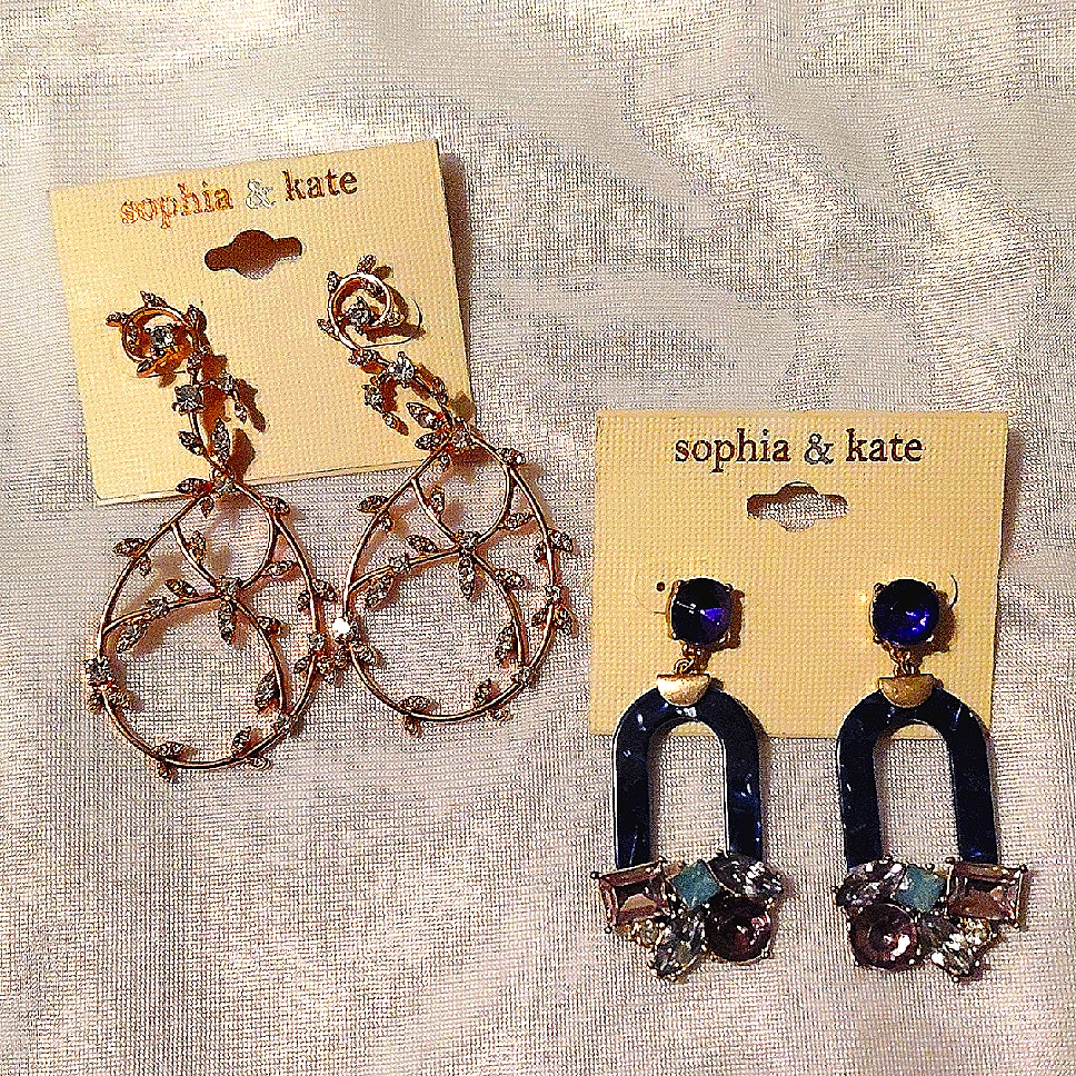 Gold And Blue Earrings Set 10$